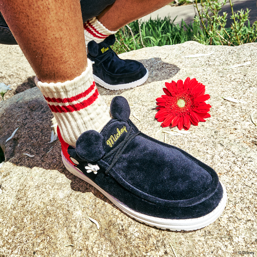 Disney Mickey Mouse Wally – Mickey Black/Red - Image 6